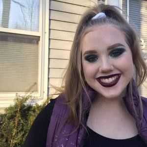 Meet your Posher, Lily